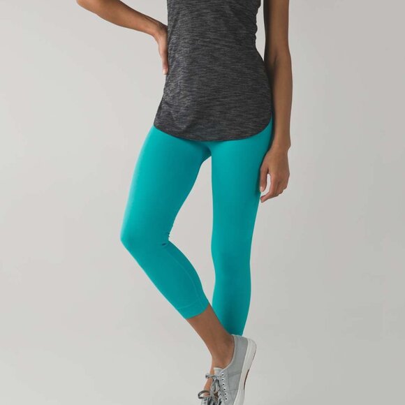 Lululemon Turquoise Leggings Cropped - Picture 1 of 4